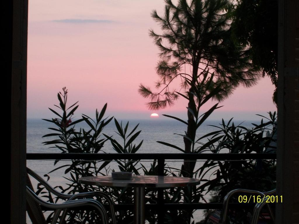 Ermones Mare Apartment Luaran gambar